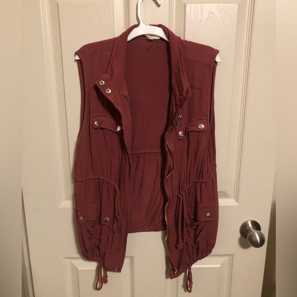 Dark pink vest